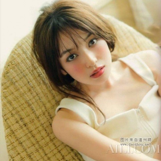 ����������Ů����ױ�ݾ͸û�Щ��˼