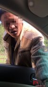 湖南常德一市民出行遇路霸索财,不给钱对方就用头、手砸车