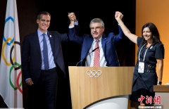 л���濪ͨ΢������һ����ע��Ů���ǲ������ƶ�������