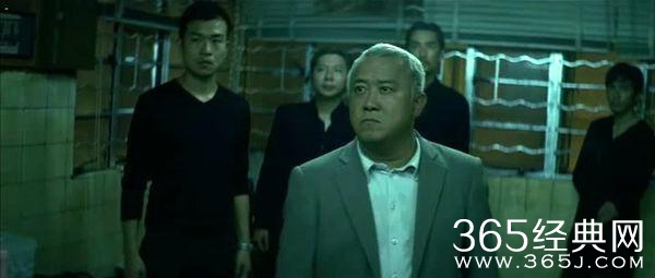 ��־ΰ��ӫĻ�ϵĺڰ��ϴ����Ű����������������ǣ�����ǿ��������Ϣ