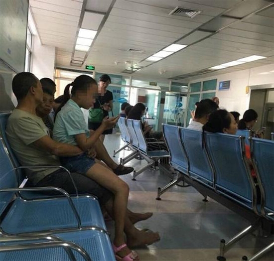 ��������ҽԺ�������Ůͯ���ٱ������Ƹ�Ů��ϵ