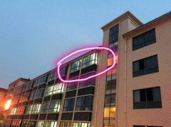 ����36��Ů��ʦ�࿼��� У������ѧ����Į�Դ�