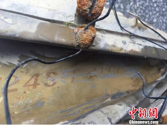 �ַɻ��ӷɻ��к� ���˻��䣺����ɻ�׹������춼�պ���