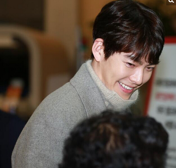 ������������� ���غ�Ͷ���Ӱ��Master������