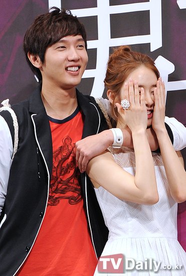 ���ǳ���������͸���� ̻¶����ڹ������ 