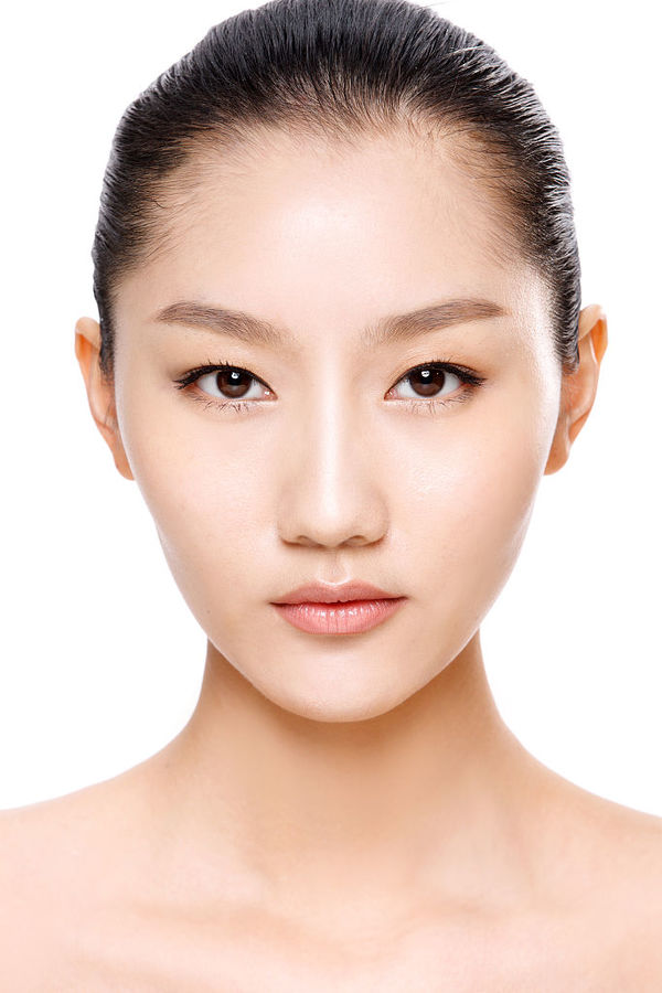 Dior迪奥花蜜系列形象大使刘亦菲 亮相第69届戛纳国际 Dior迪奥花蜜系列形象大使刘亦菲 亮相第69届戛纳国际