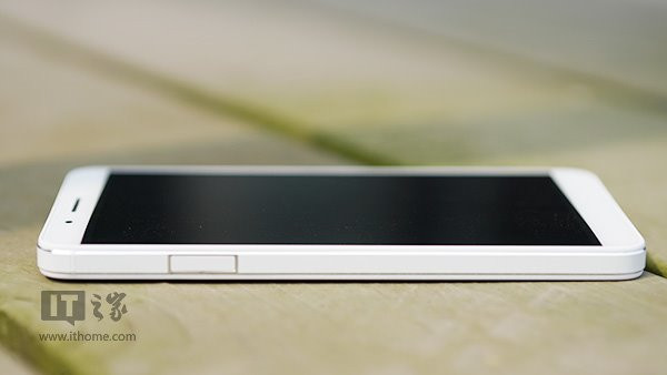 华为荣耀7i深度评测 坚果手机凭实力还是情怀?