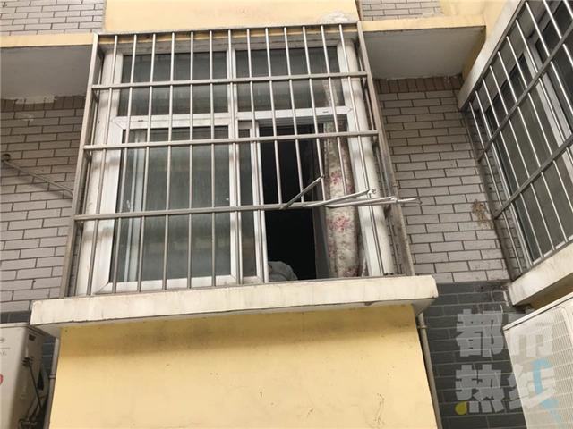 西安东郊一房主遭遇入室盗窃 竟与小偷四目相对