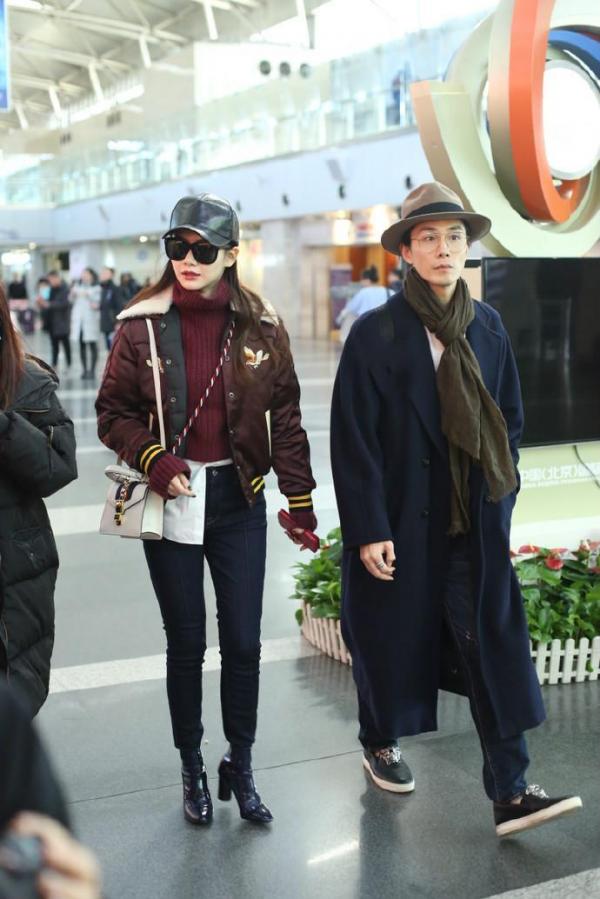 ��ޱ���������� ���ű�ָ����ͬһ���