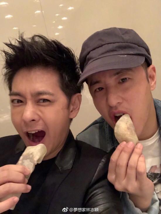 ��־ӱ�����ͬ��