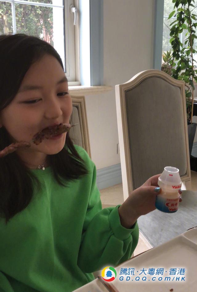 ��������Ů�������� �ڼ��������⴮�����̳�