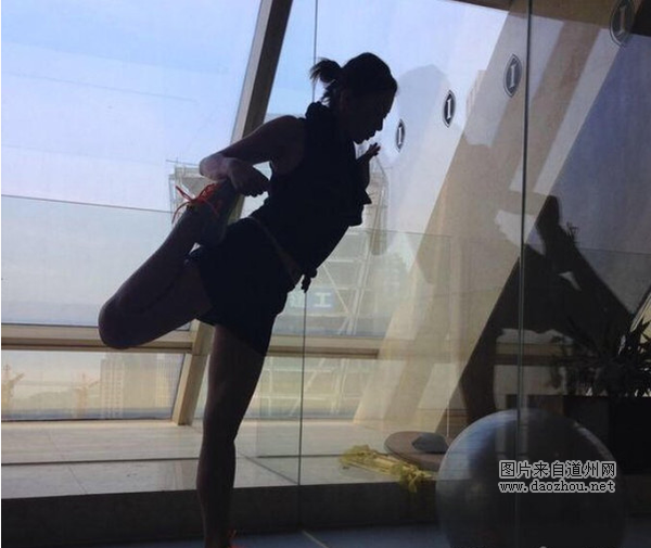 众明星神奇减肥秘诀公之于众,让你月瘦30斤!