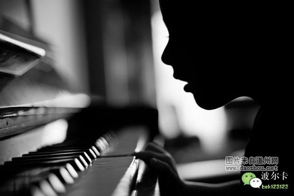 学钢琴之始 娃4岁1个多月