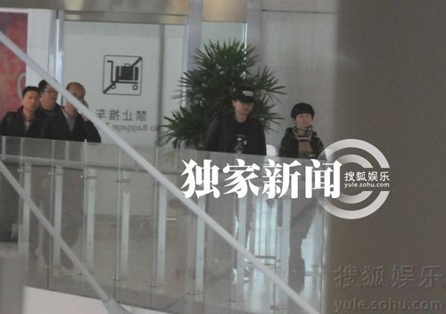 �Ž�л��ǣ�ֵֻ� �Ŷ�װ��ī��ñ������ʶ